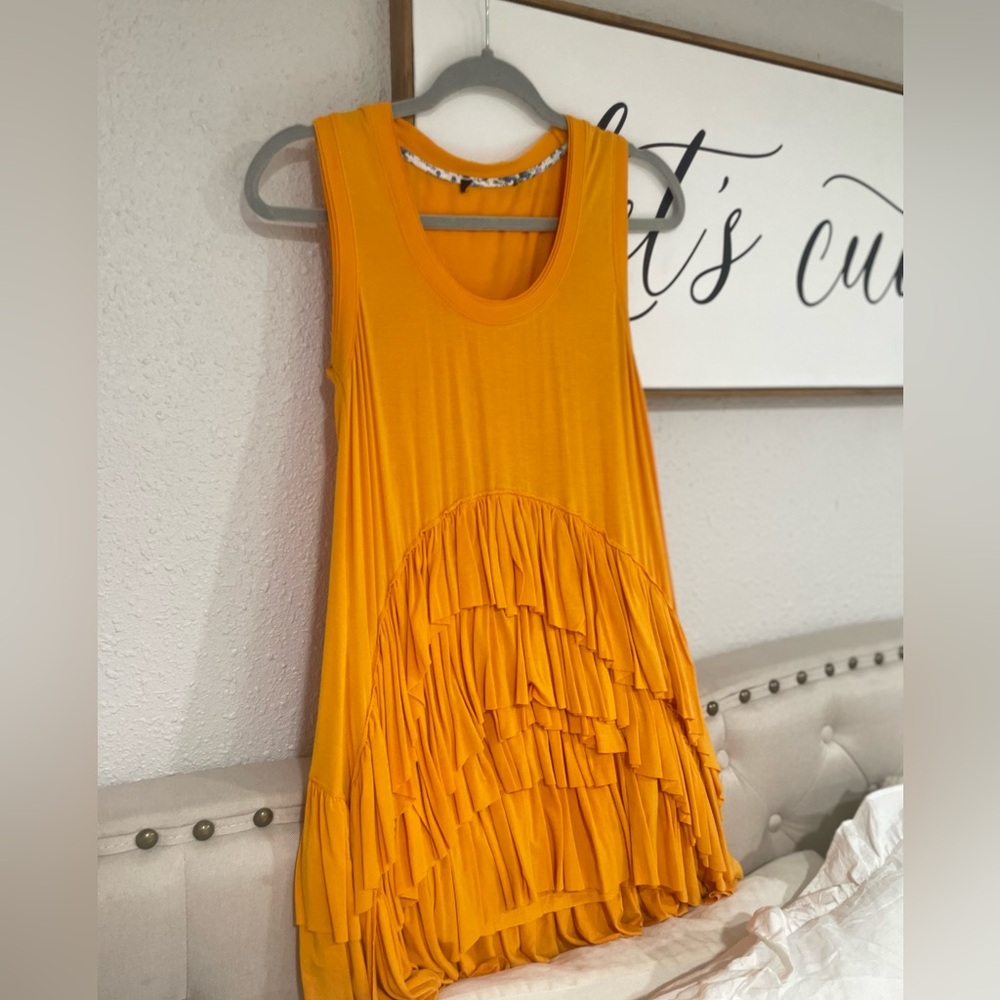 Sleeveless Ruffled Yellow Top